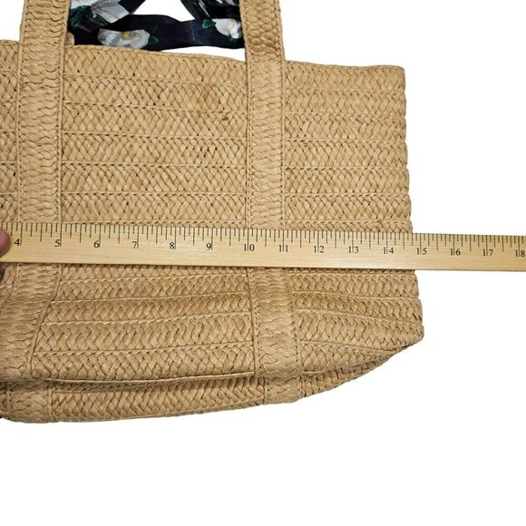 Draper James Woven Straw Tote Bag With Navy Floral Scarf Accent Interior Pockets - Picture 8 of 9